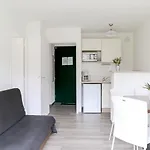 Adonis Hauts De Honfleur Aparthotel 3*