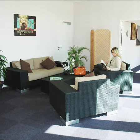 Aparthotel Adonis Hauts De Honfleur 3*