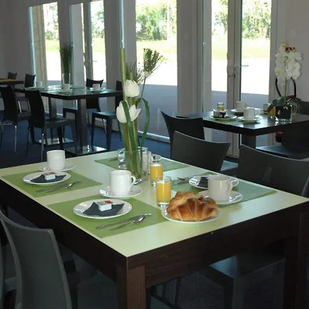 Aparthotel Adonis Hauts De Honfleur Équemauville