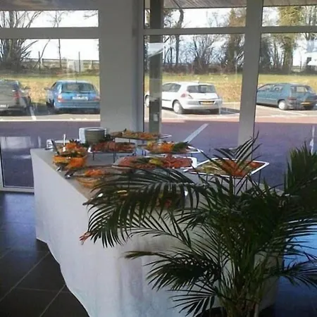 Adonis Hauts De Honfleur Aparthotel Équemauville