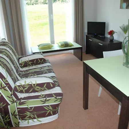 Adonis Hauts De Honfleur Équemauville