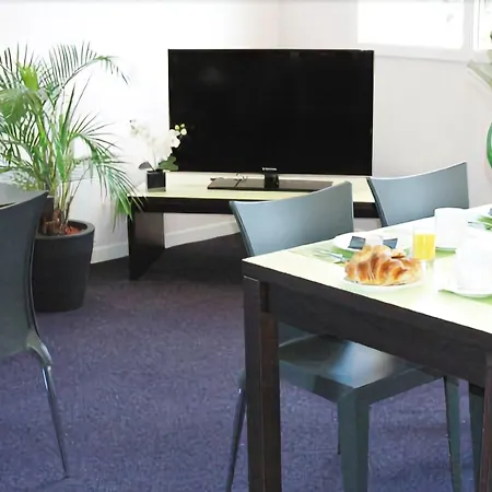 Adonis Hauts De Honfleur Aparthotel Équemauville