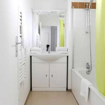 Aparthotel Adonis Hauts De Honfleur Équemauville