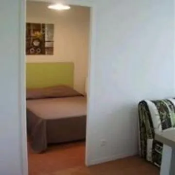 Adonis Hauts De Honfleur 3* إكوموفيل