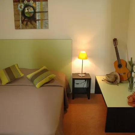 Adonis Hauts De Honfleur Apartmanhotel