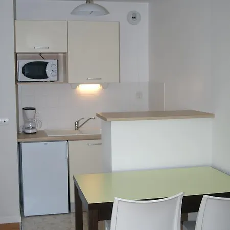 Aparthotel Adonis Hauts De Honfleur