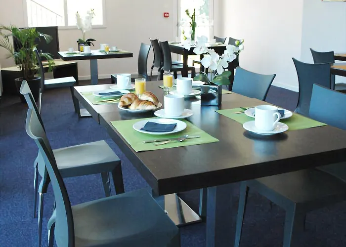 Hotel apartamentowy Adonis Hauts De Honfleur Équemauville