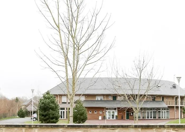 Hotel apartamentowy Adonis Hauts De Honfleur Équemauville