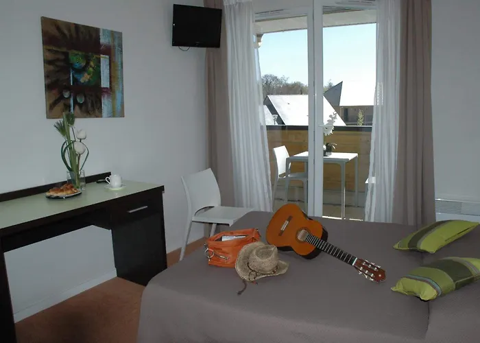 Adonis Hauts De Honfleur Appart hôtel 3*