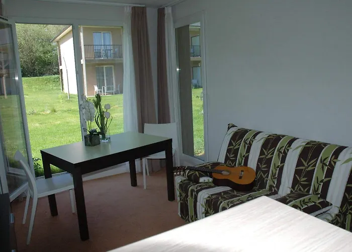 Appart hôtel Adonis Hauts De Honfleur Équemauville