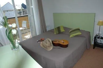 Hotel apartamentowy Adonis Hauts De Honfleur Équemauville