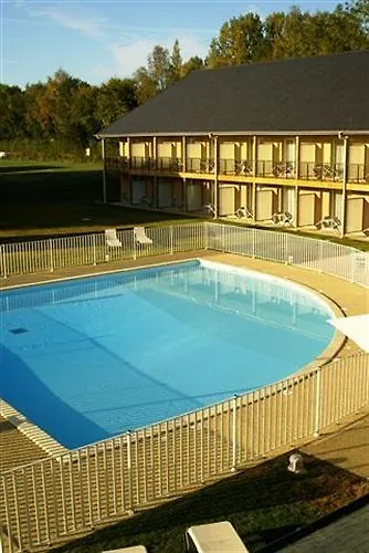 Hotel apartamentowy Adonis Hauts De Honfleur Équemauville