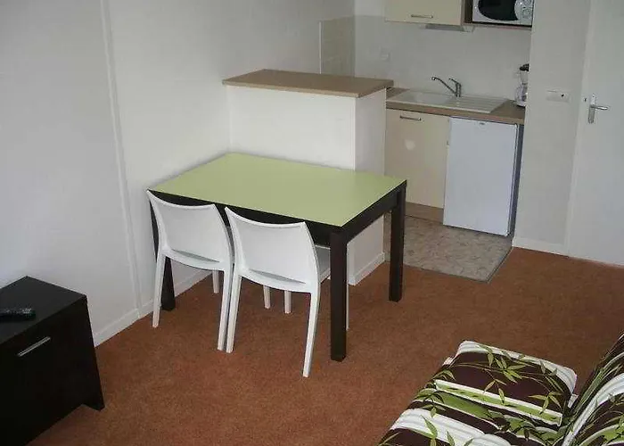 Adonis Hauts De Honfleur 3*